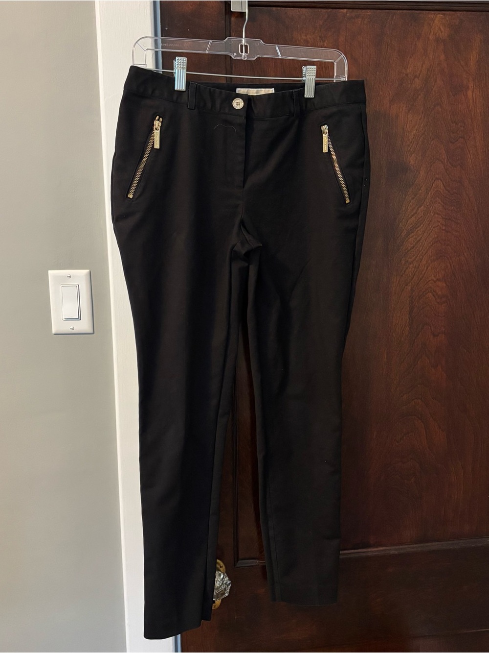 Michael Kors Women’s Pants 6 Black Gold Zipper Accent Cropped Straight Cotton MK